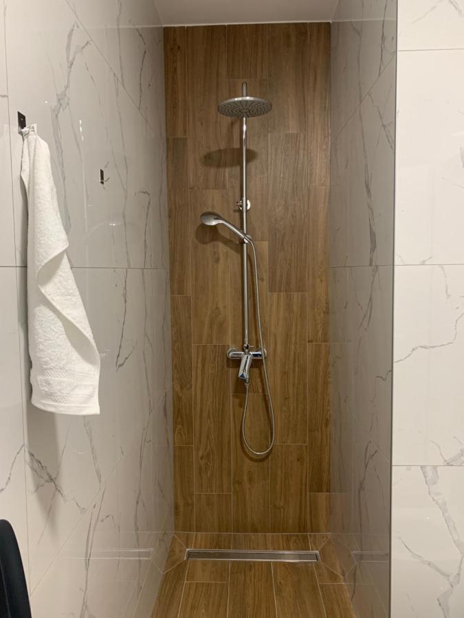 Apartman Geneva Bijeljina Buitenkant foto